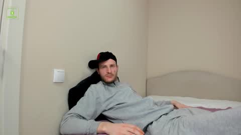 Snapshot of deymond_russo chatting on 02.17.26 deymond_russo online show from 02.17.26