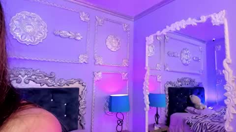 Dhalia online show from 02.11.26