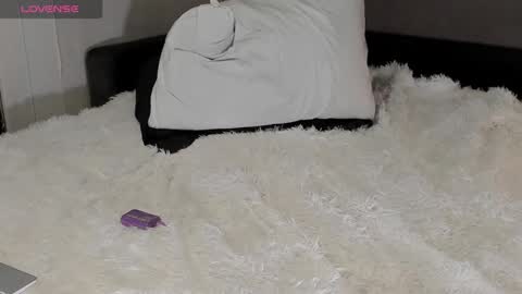 Snapshot of di_parker chatting on 11.26.25 di_parker online show from 11.26.25