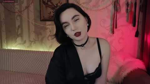 Diana Di Honey online show from 04.22.26