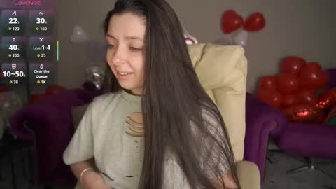 Snapshot of diamondeyeess chatting on 02.17.26 Sasha online show from 02.17.26