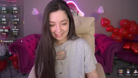 Snapshot of diamondeyeess chatting on 02.22.26 Sasha online show from 02.22.26