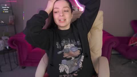 Snapshot of diamondeyeess chatting on 03.03.26 Sasha online show from 03.03.26