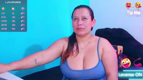 Snapshot of diana_lozano chatting on 05.08.26 Diana Lozano online show from 05.08.26