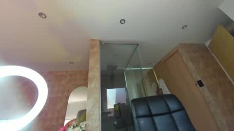 dianac1998 online show from 12.05.24