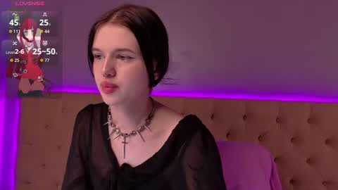 Snapshot of dianacharless chatting on 06.11.26 Diana Charless online show from 06.11.26
