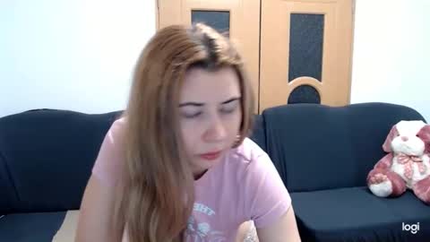 Snapshot of dianasmiey7 chatting on 01.22.25 dianasmiey7 online show from 01.22.25