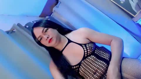 Snapshot of dianne_horny chatting on 02.13.26 Dianne online show from 02.13.26