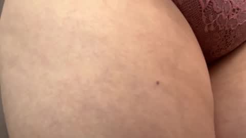 Snapshot of dibelass chatting on 02.13.26 Dibellass online show from 02.13.26