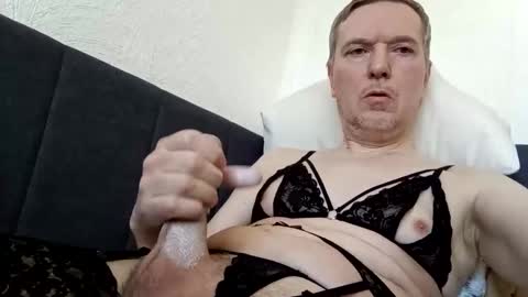 Snapshot of dick__18 chatting on 05.01.26 Antonio online show from 05.01.26