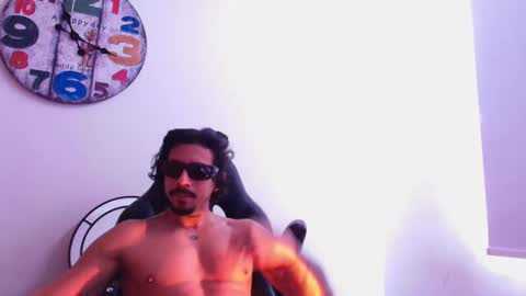 Snapshot of dickdamian_ chatting on 10.06.25 Damin online show from 10.06.25