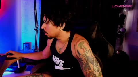 Snapshot of dickdamian_ chatting on 05.24.26 Damin online show from 05.24.26