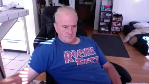 Snapshot of dickflasher5 chatting on 10.19.25 Richard Fleischer online show from 10.19.25