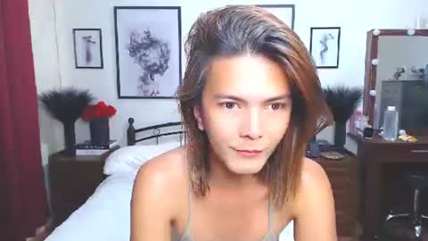 Dennesse online show from 10.25.25