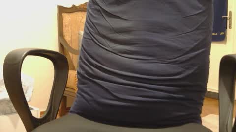 Snapshot of diersev chatting on 10.04.25 diersev online show from 10.04.25