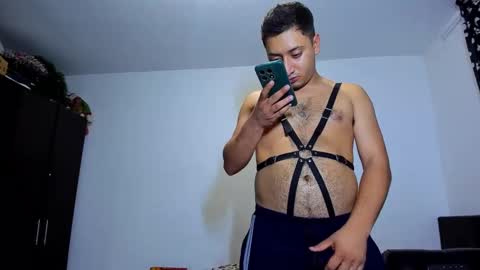 Snapshot of diiego_xxx chatting on 09.27.25 diiego_xxx online show from 09.27.25