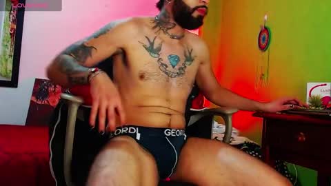 Snapshot of diilanhot chatting on 02.16.25 Dylan online show from 02.16.25