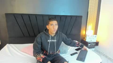 Snapshot of dilanx18 chatting on 05.22.26 DILAN online show from 05.22.26
