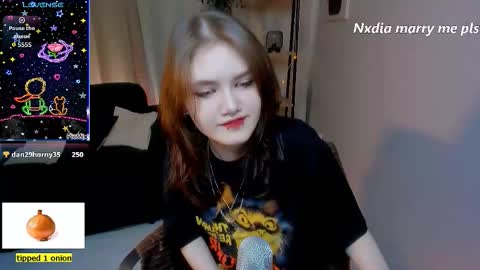 Snapshot of dilara_xbaby chatting on 09.10.25 Dilara online show from 09.10.25
