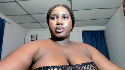 Snapshot of dilay__x chatting on 07.24.26 dilay__x online show from 07.24.26