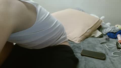 Snapshot of dildobandit213 chatting on 01.28.25 dildobandit online show from 01.28.25