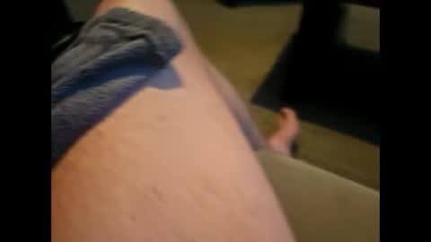 Snapshot of dilf232323 chatting on 03.11.25 Dilf online show from 03.11.25