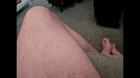 Snapshot of dilf232323 chatting on 10.07.25 Dilf online show from 10.07.25