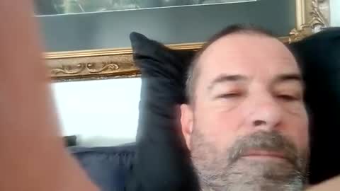 Snapshot of dilf_4u chatting on 03.12.25 Hot Penis online show from 03.12.25
