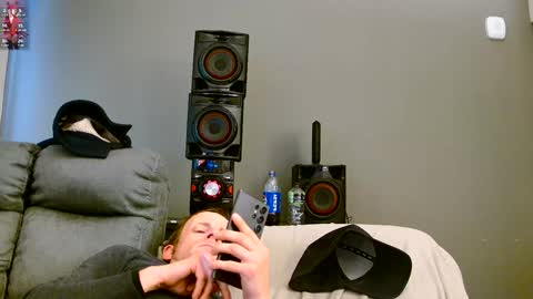 Dilldough405 online show from 01.01.25