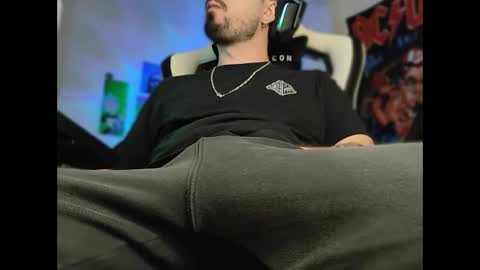 Snapshot of dimas22222 chatting on 02.17.25 dimas22222 online show from 02.17.25