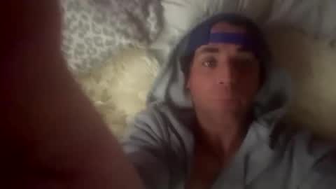 Snapshot of dimepiecebottom chatting on 02.19.25 dimepiecebottom online show from 02.19.25