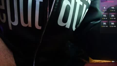 Julian Independent Model online show from 03.05.26