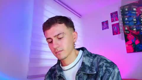 Julian Independent Model online show from 03.18.26