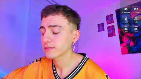 Julian Independent Model online show from 04.07.26