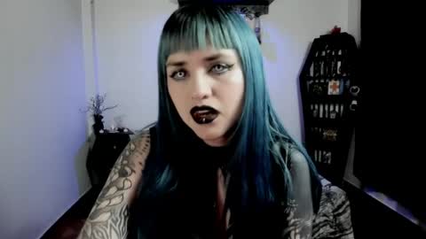 Snapshot of dimmuanddarkness chatting on 04.29.26 dimmuanddarkness online show from 04.29.26