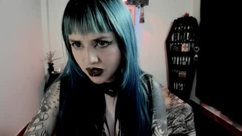 Snapshot of dimmuanddarkness chatting on 04.30.26 dimmuanddarkness online show from 04.30.26