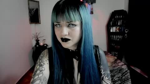 Snapshot of dimmuanddarkness chatting on 05.27.26 dimmuanddarkness online show from 05.27.26