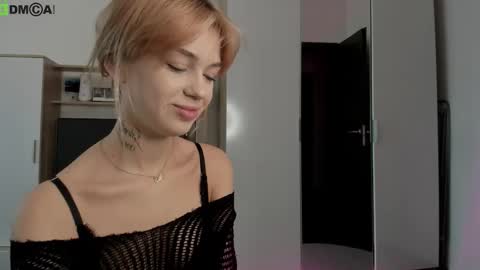 Dina online show from 10.19.25