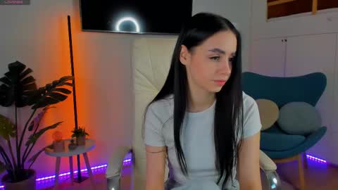 Dina   Fox online show from 04.11.26