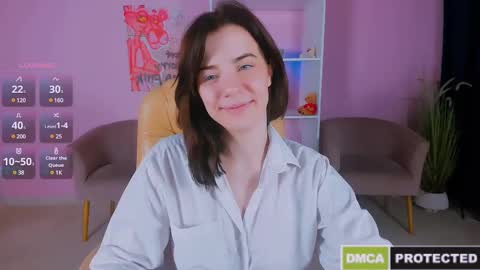 Snapshot of dina_fox_ chatting on 12.17.24 dina_fox_ online show from 12.17.24