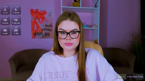 Snapshot of dina_fox_ chatting on 12.19.24 dina_fox_ online show from 12.19.24