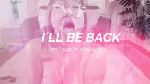 Snapshot of dina_ride chatting on 03.06.25 online show from 03.06.25