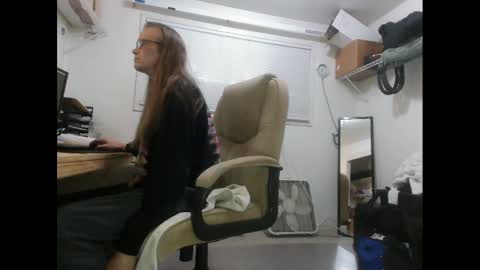 Snapshot of dinkdork094 chatting on 10.05.25 Dinkdork just having a good time online show from 10.05.25