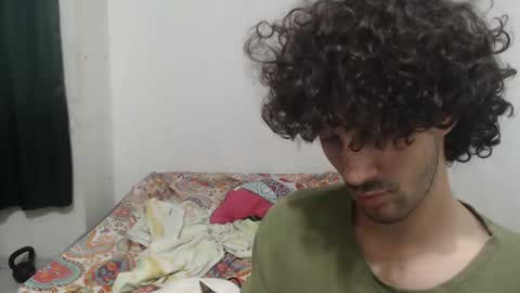 Henry online show from 10.04.25