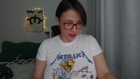 Anglica A online show from 12.30.24