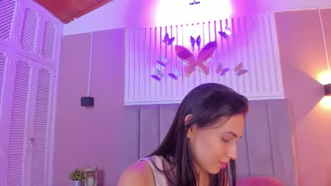 Cristal  online show from 02.11.25