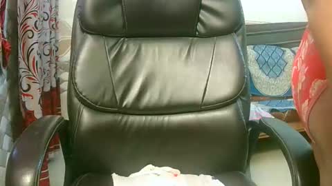 Snapshot of dipa2345 chatting on 10.09.25 dipa2345 online show from 10.09.25