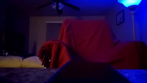 Snapshot of dipstik11 chatting on 10.05.25 DIPSTIK online show from 10.05.25