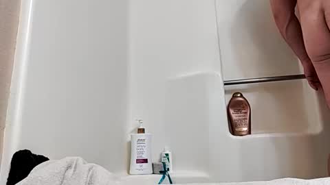 Snapshot of dipstik11 chatting on 10.23.25 DIPSTIK online show from 10.23.25