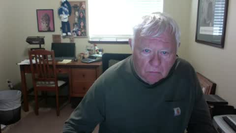 Snapshot of dirtrider195080438 chatting on 07.12.26 dirtrider195080438 online show from 07.12.26
